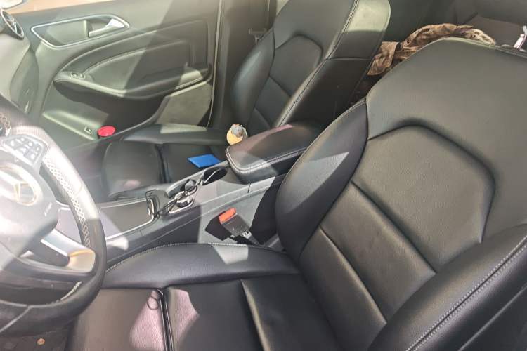 Used Mercedes-Benz B-Class 2019 B 200 Sport Edition Left Front Seat