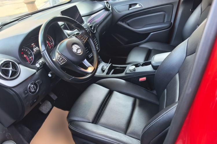 Used Mercedes-Benz B-Class 2019 B 200 Sport Edition Left Front Seat