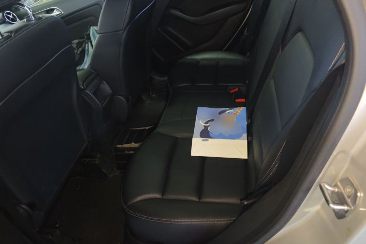Used Mercedes-Benz B-Class 2019 B 200 Sport Edition Left Rear Seat