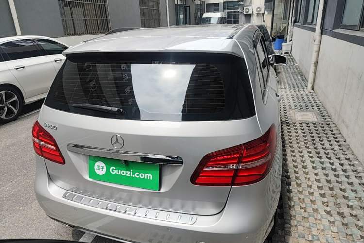 Used Mercedes-Benz B-Class 2019 B 200 Fashion Model Rear