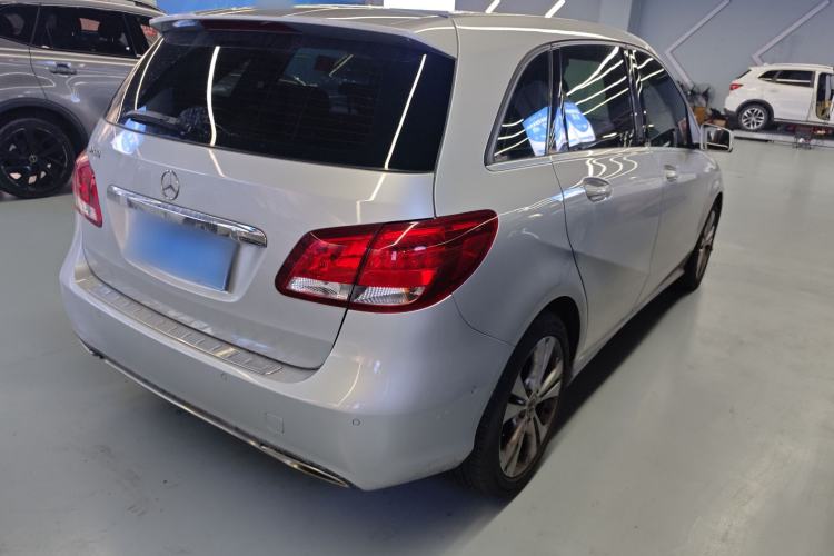 Used Mercedes-Benz B-Class 2019 B 200 Sport Edition Rear Right 45 Deg