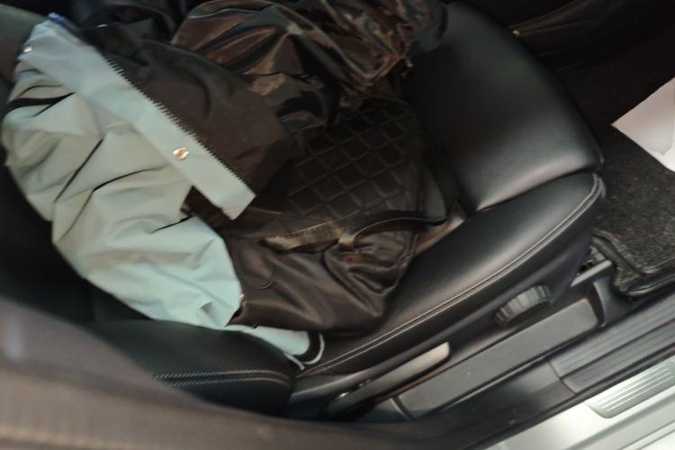 Used Mercedes-Benz B-Class 2019 B 200 Sport Edition Right Front Seat