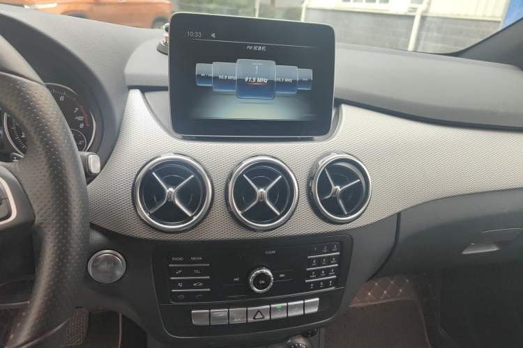 Used Mercedes-Benz B-Class 2019 B 200 Fashion Model Audio And AC Panel
