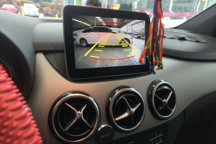 Used Mercedes-Benz B-Class 2019 B 200 Fashion Model Audio And AC Panel