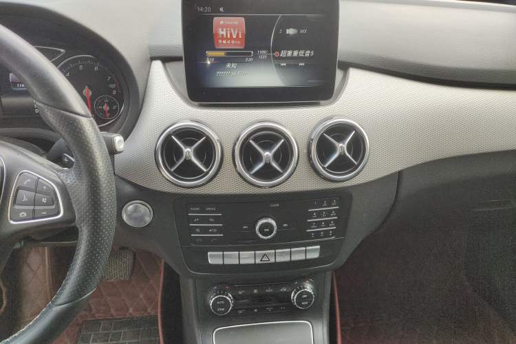 Used Mercedes-Benz B-Class 2019 B 200 Fashion Model Audio And AC Panel