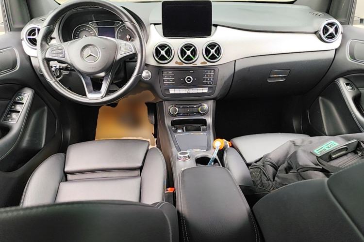 Used Mercedes-Benz B-Class 2019 B 200 Sport Edition Center Console