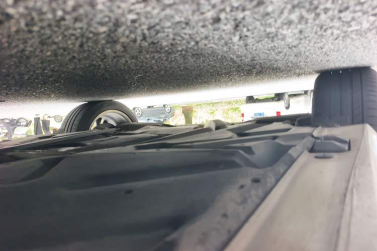 Used Mercedes-Benz B-Class 2019 B 200 Sport Edition Chassis Rear Right