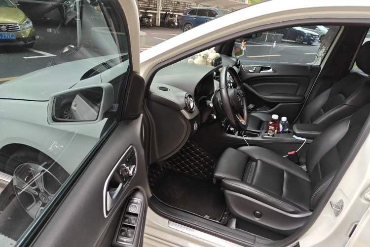 Used Mercedes-Benz B-Class 2019 B 200 Fashion Model Driver Seat