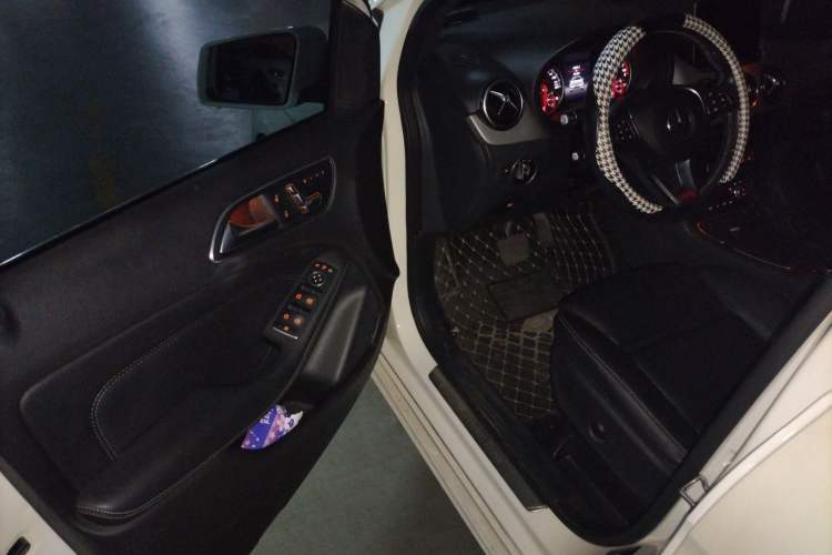 Used Mercedes-Benz B-Class 2019 B 200 Fashion Model Driver Seat