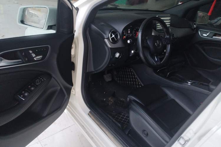 Used Mercedes-Benz B-Class 2019 B 200 Fashion Model Driver Seat