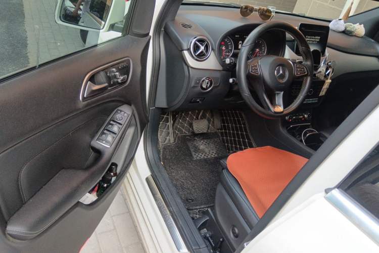 Used Mercedes-Benz B-Class 2019 B 200 Fashion Model Driver Seat