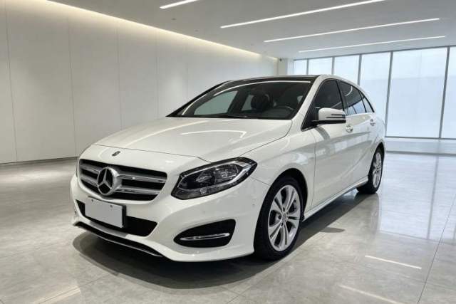 Mercedes-Benz B-Class 2019 B 200 Sport Edition usado