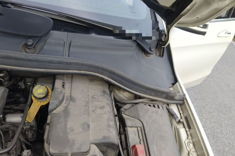 Used Mercedes-Benz B-Class 2019 B 200 Fashion Model Engine Bay Left