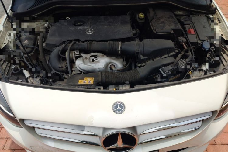 Used Mercedes-Benz B-Class 2019 B 200 Sport Edition Engine Bay