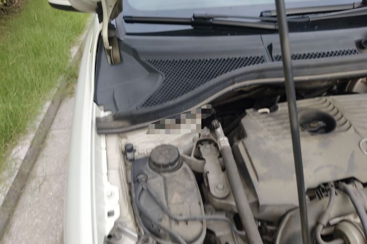 Used Mercedes-Benz B-Class 2019 B 200 Fashion Model Engine Bay Right