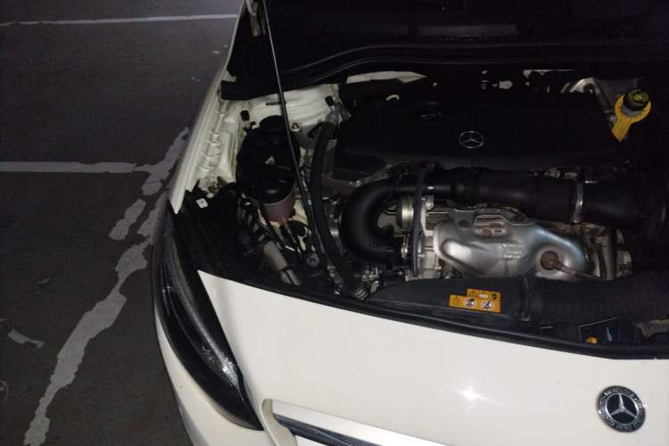 Used Mercedes-Benz B-Class 2019 B 200 Fashion Model Engine Bay Right