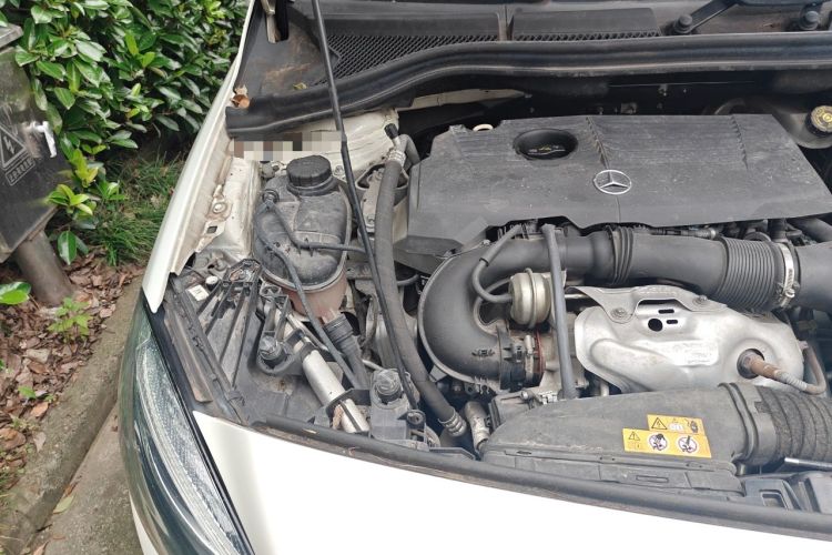 Used Mercedes-Benz B-Class 2019 B 200 Fashion Model Engine Bay Right