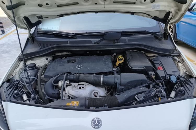 Used Mercedes-Benz B-Class 2019 B 200 Sport Edition Engine Bay