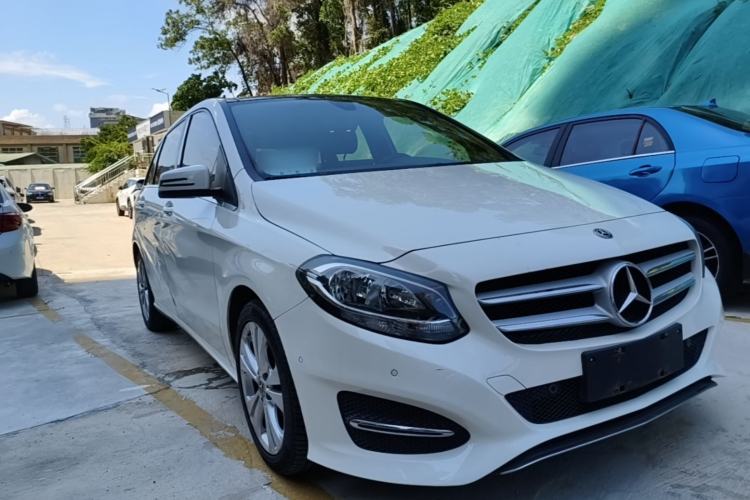 Used Mercedes-Benz B-Class 2019 B 200 Sport Edition Exterior 1