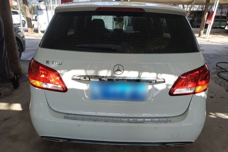 Used Mercedes-Benz B-Class 2019 B 200 Sport Edition Exterior 4