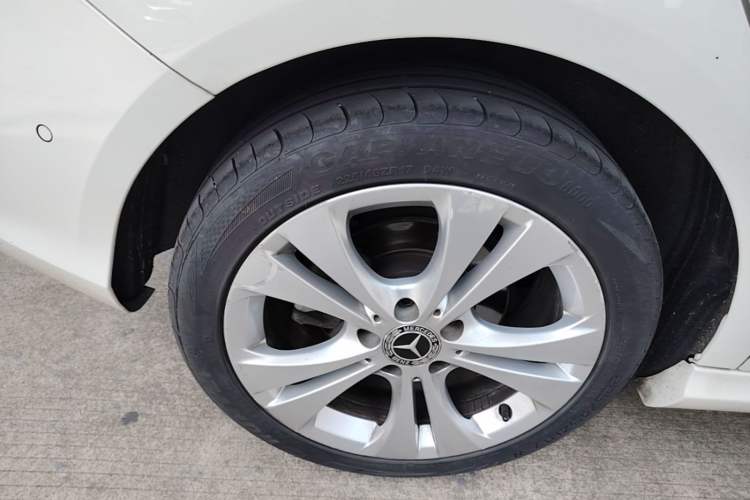 Used Mercedes-Benz B-Class 2019 B 200 Sport Edition Exterior 4