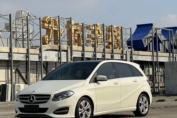 Used Mercedes-Benz B-Class 2019 B 200 Sport Edition Exterior 5
