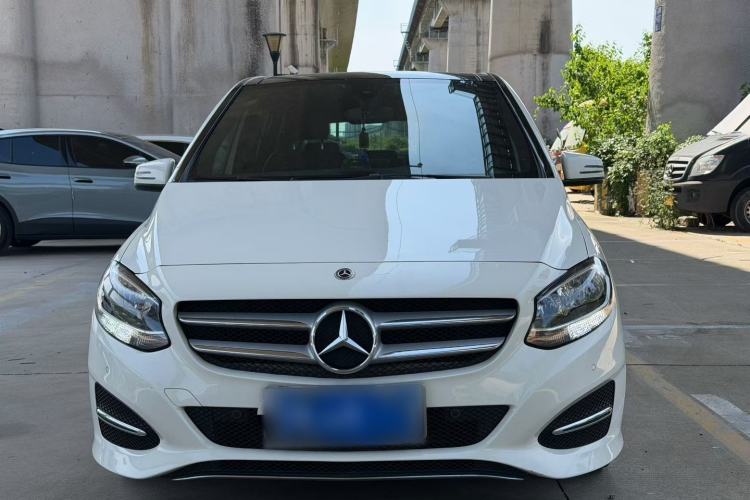 Used Mercedes-Benz B-Class 2019 B 200 Sport Edition Exterior 6