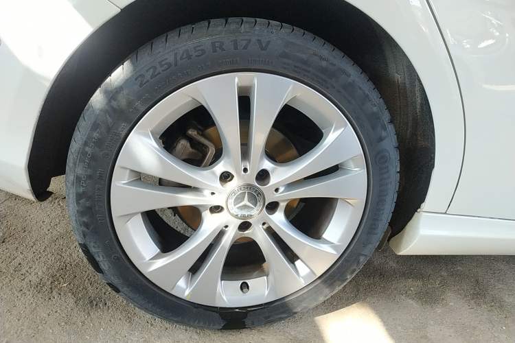 Used Mercedes-Benz B-Class 2019 B 200 Sport Edition Exterior 8