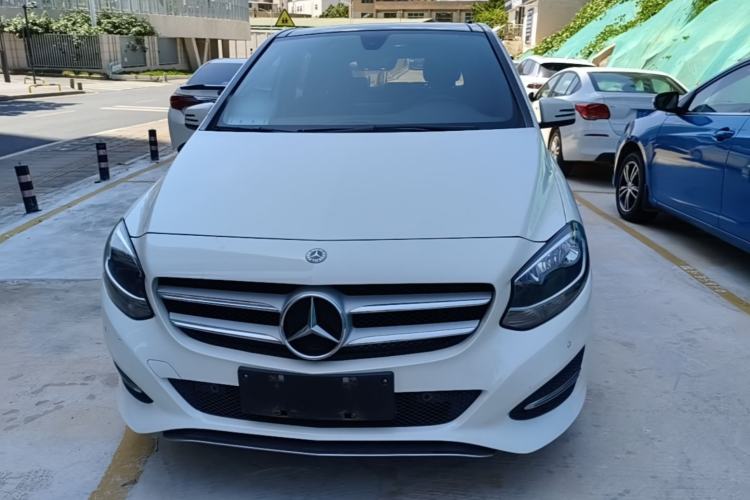 Used Mercedes-Benz B-Class 2019 B 200 Sport Edition Front