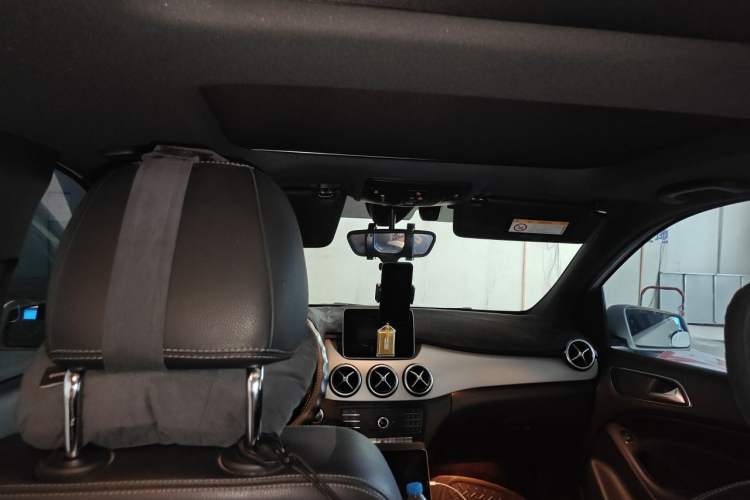 Used Mercedes-Benz B-Class 2019 B 200 Sport Edition Headliner