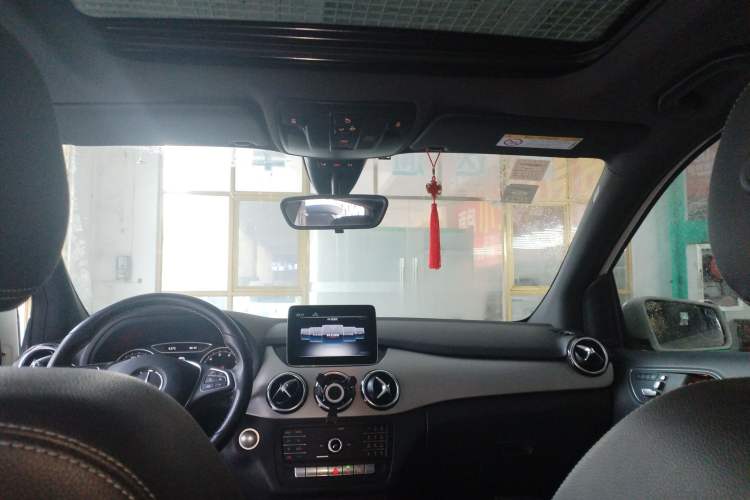 Used Mercedes-Benz B-Class 2019 B 200 Fashion Model Headliner