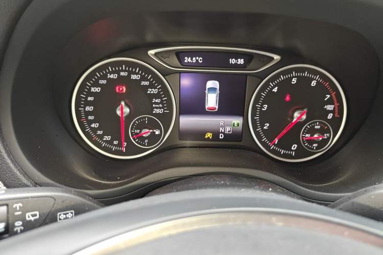 Used Mercedes-Benz B-Class 2019 B 200 Fashion Model Instrument Cluster