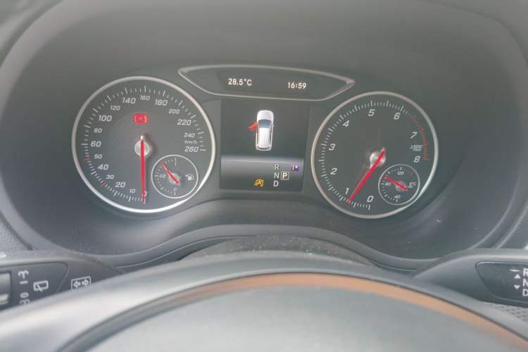 Used Mercedes-Benz B-Class 2019 B 200 Fashion Model Instrument Cluster