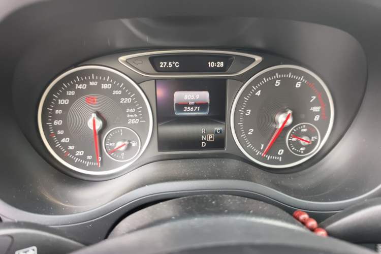 Used Mercedes-Benz B-Class 2019 B 200 Sport Edition Instrument Cluster