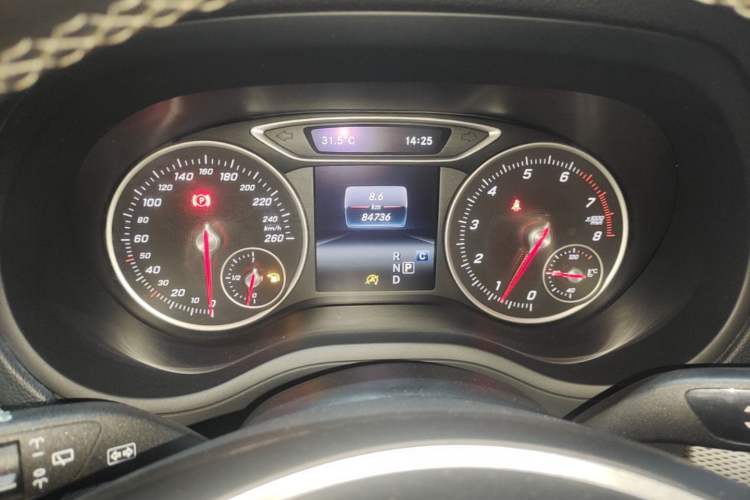 Used Mercedes-Benz B-Class 2019 B 200 Sport Edition Instrument Cluster