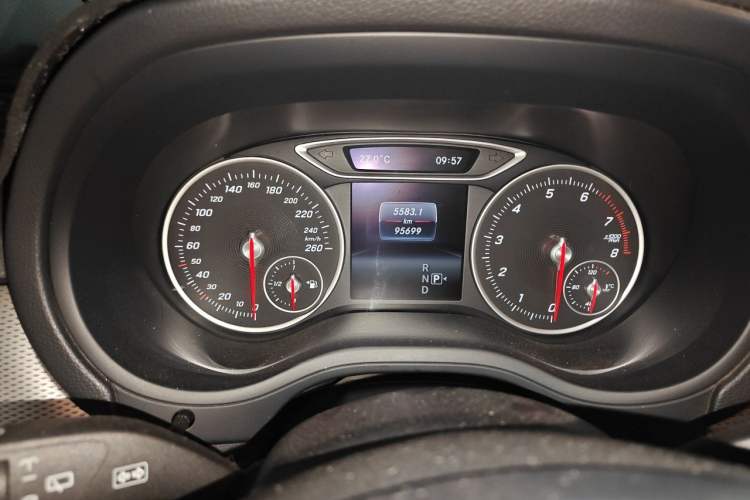 Used Mercedes-Benz B-Class 2019 B 200 Sport Edition Instrument Cluster