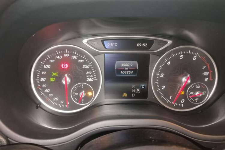 Used Mercedes-Benz B-Class 2019 B 200 Sport Edition Instrument Cluster