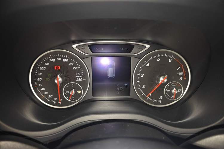 Used Mercedes-Benz B-Class 2019 B 200 Sport Edition Instrument Cluster