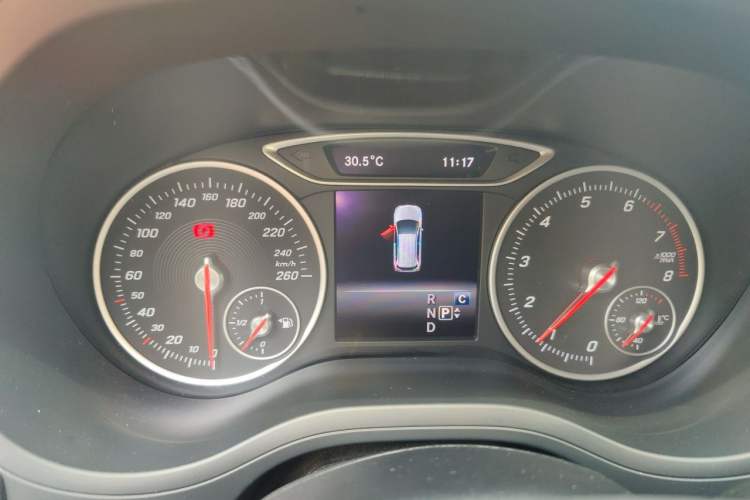Used Mercedes-Benz B-Class 2019 B 200 Sport Edition Instrument Cluster