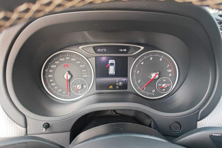 Used Mercedes-Benz B-Class 2019 B 200 Fashion Model Instrument Cluster