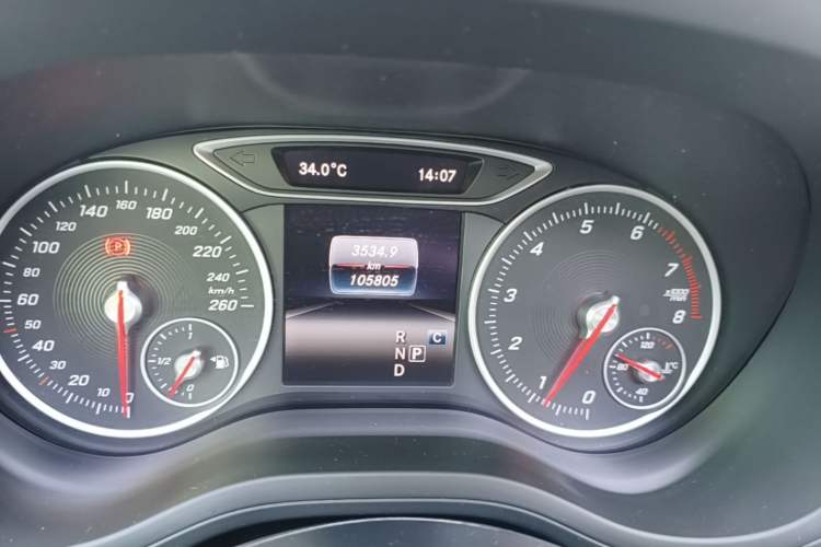Used Mercedes-Benz B-Class 2019 B 200 Sport Edition Instrument Cluster