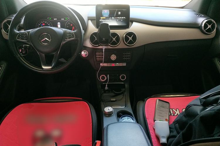 Used Mercedes-Benz B-Class 2019 B 200 Sport Edition Interior 2