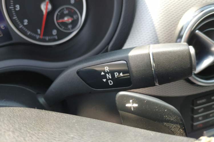 Used Mercedes-Benz B-Class 2019 B 200 Fashion Model Interior 3