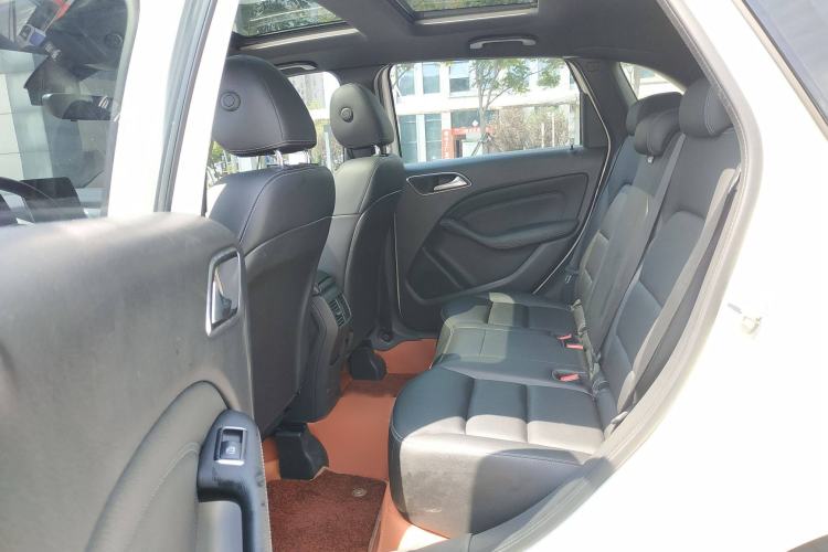 Used Mercedes-Benz B-Class 2019 B 200 Fashion Model Interior 7