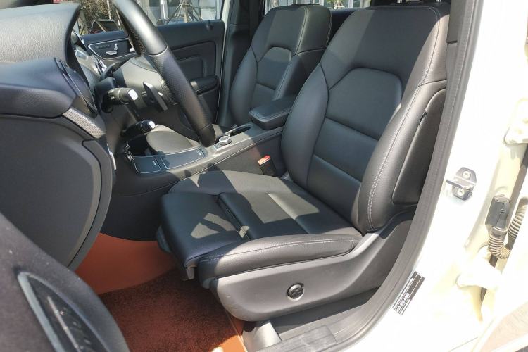Used Mercedes-Benz B-Class 2019 B 200 Fashion Model Interior 9