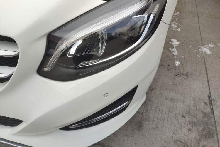 Used Mercedes-Benz B-Class 2019 B 200 Fashion Model Left Front Headlight