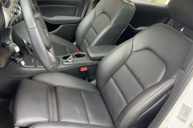 Used Mercedes-Benz B-Class 2019 B 200 Sport Edition Left Front Seat