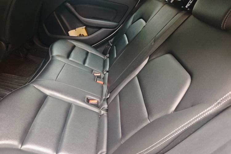 Used Mercedes-Benz B-Class 2019 B 200 Fashion Model Left Rear Seat