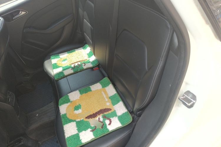 Used Mercedes-Benz B-Class 2019 B 200 Fashion Model Left Rear Seat