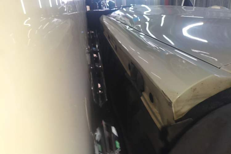 Used Mercedes-Benz B-Class 2019 B 200 Fashion Model Left Side Sill